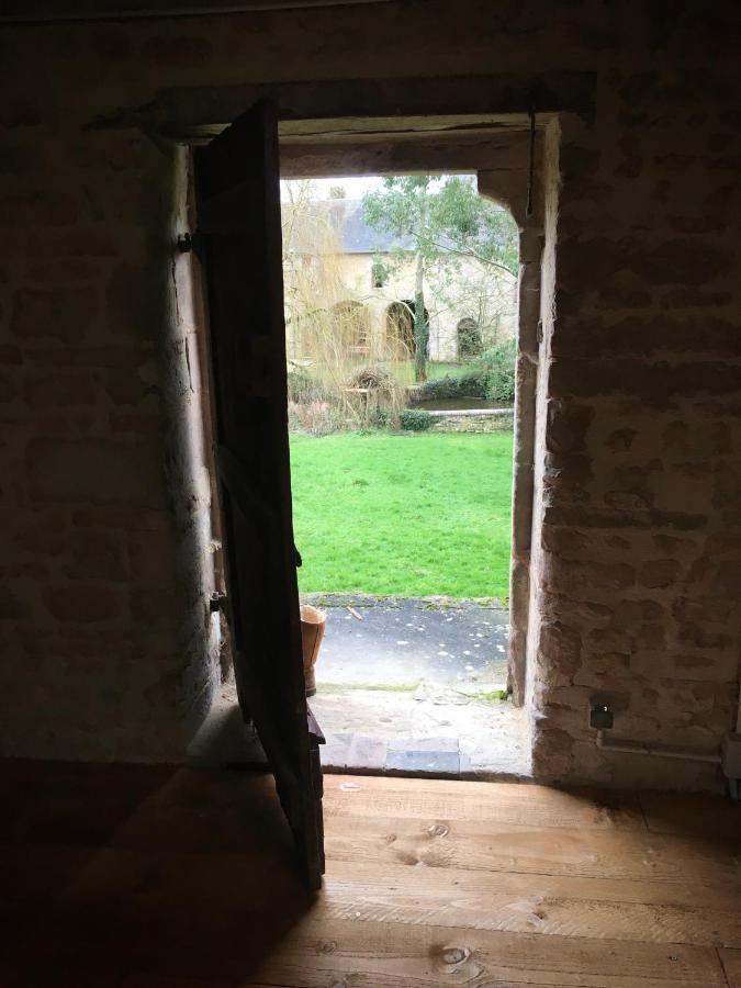 バイユー Le Manoir Des Doyens Bed & Breakfast エクステリア 写真